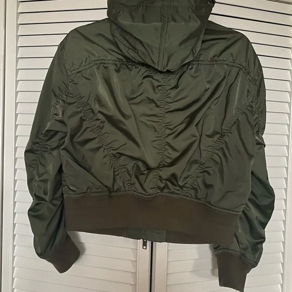 Vince ruched shell hooded bomber jacket - Picture 5 of 13